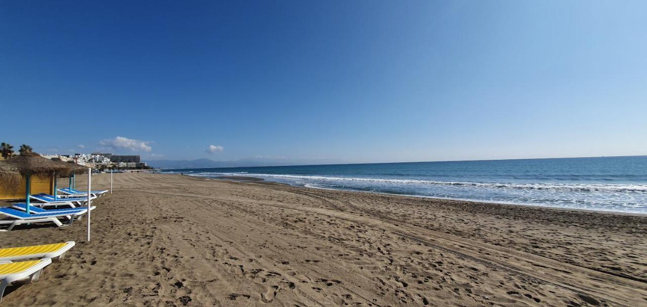 Apartamento Autentico Playa Torremolinos Luaran gambar